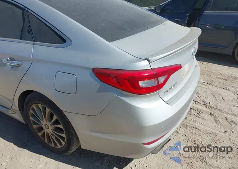 2015 Hyundai Sonata Limited z USA, uszkodzony, nr VIN 5NPE34AF1FH076670